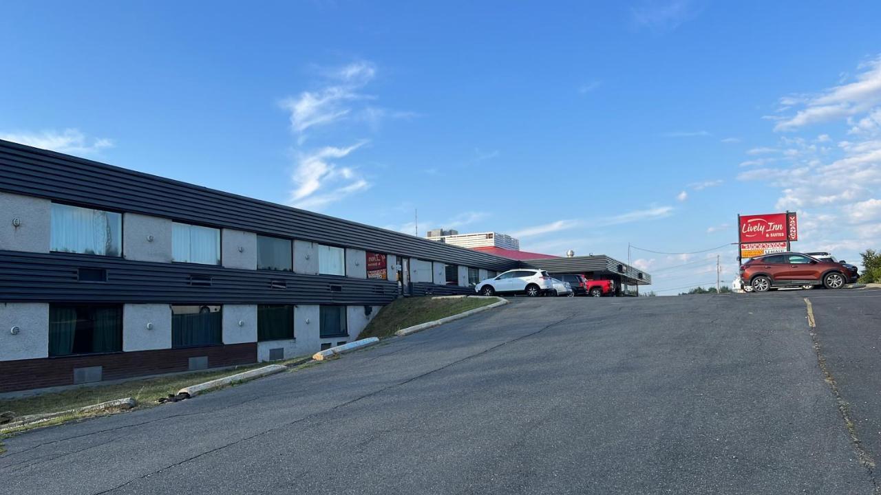 Lively Inn And Suites - Sudbury Naughton Bagian luar foto