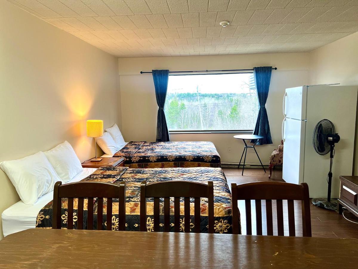 Lively Inn And Suites - Sudbury Naughton Bagian luar foto
