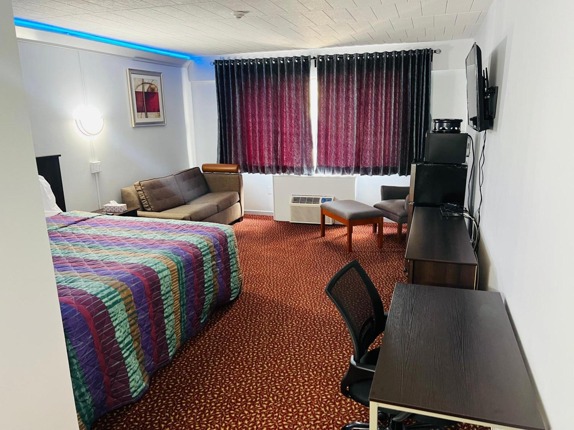 Lively Inn And Suites - Sudbury Naughton Bagian luar foto