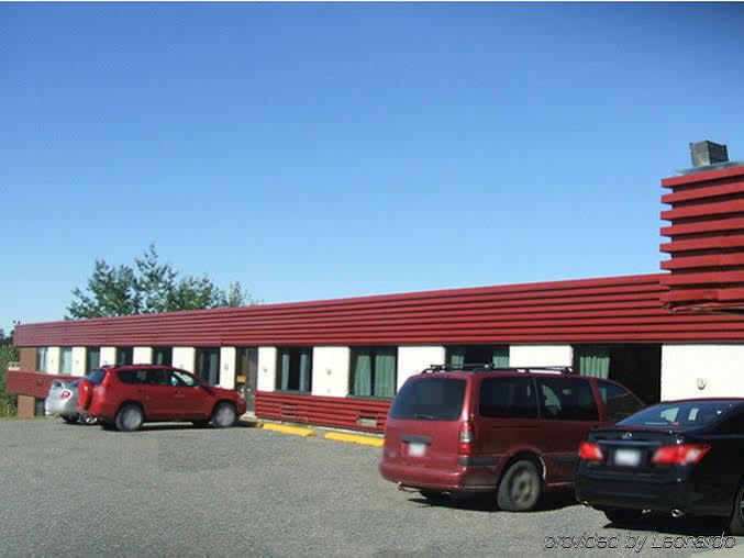 Lively Inn And Suites - Sudbury Naughton Bagian luar foto