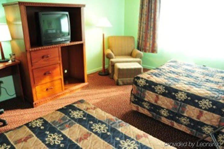 Lively Inn And Suites - Sudbury Naughton Ruang foto